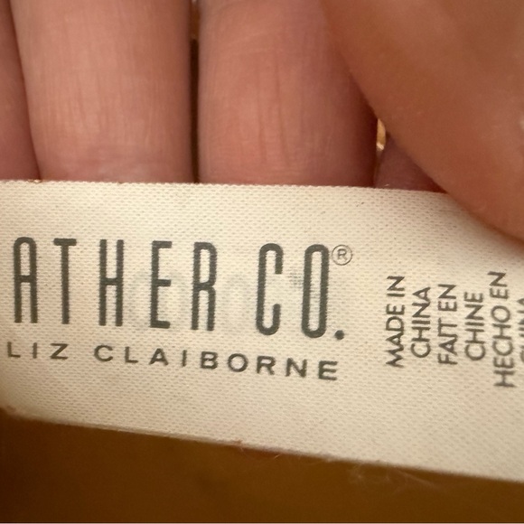 Vintage Liz Clairborne Black Leather Shoulder Bag mirror pockets gold lining - Picture 10 of 16